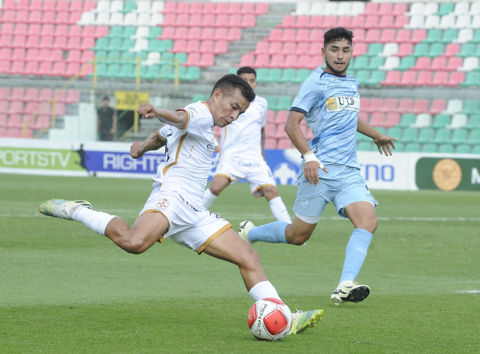 Aurora empata con dos goles de su juvenil Montaño y Real sigue “colero” y sin ganar