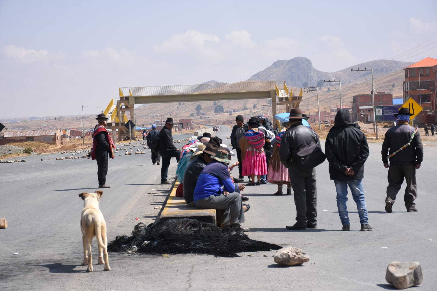 ABC reporta cinco puntos de bloqueo en rutas del altiplano paceño