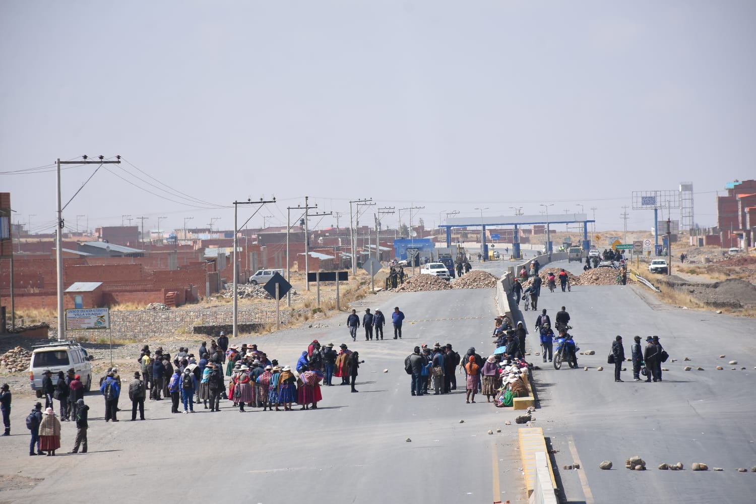 ABC reporta cinco puntos de bloqueo en rutas del altiplano paceño