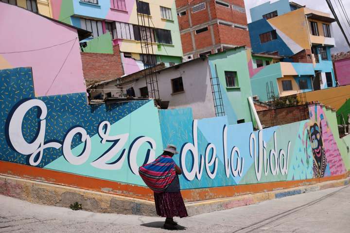Chualluma, el barrio de colores que homenajea a la chola paceña 