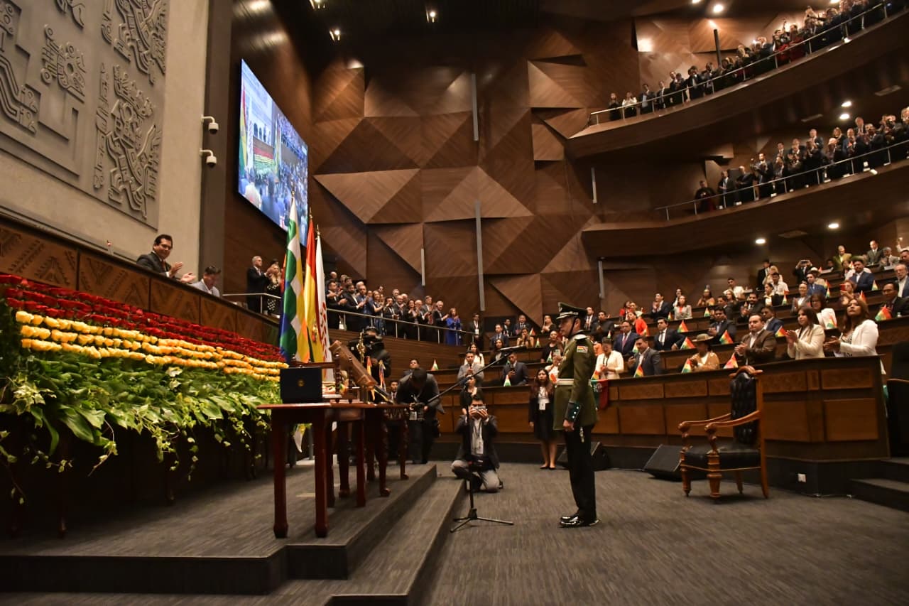 Vea las fotografías de la posesión del presidente Rodrigo Paz y del vicepresidente Edmand Lara