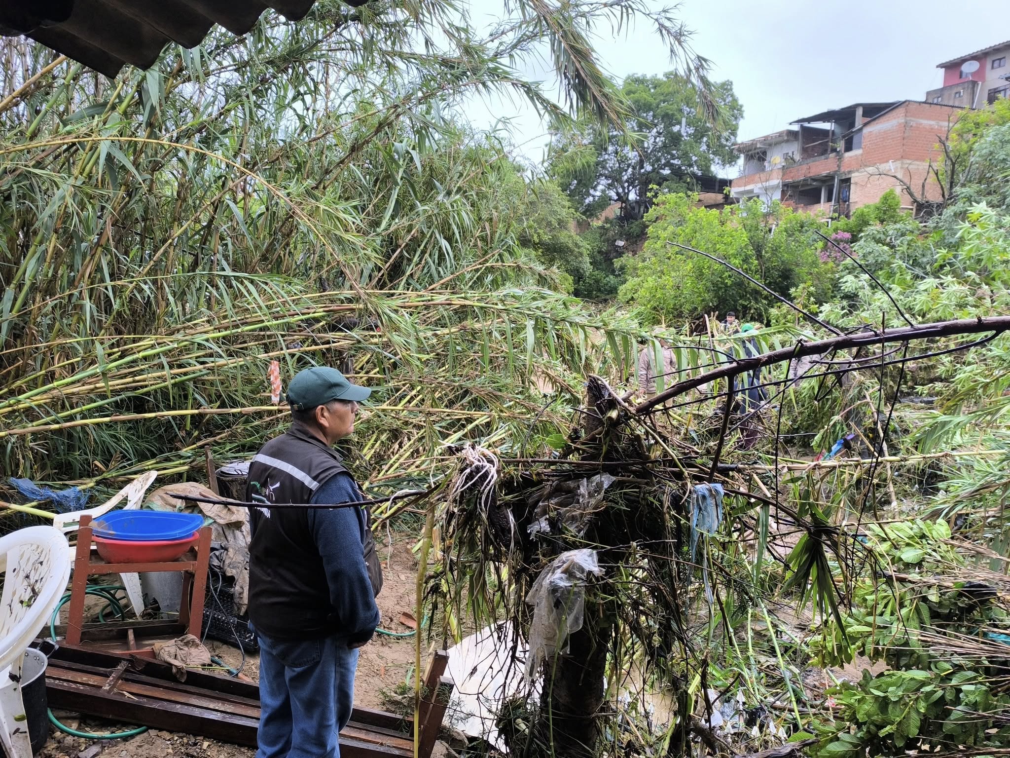 Desborde de río en Samaipata daña  casas y anega terrenos; comunidades  Achiras y Cuevas son las más afectadas