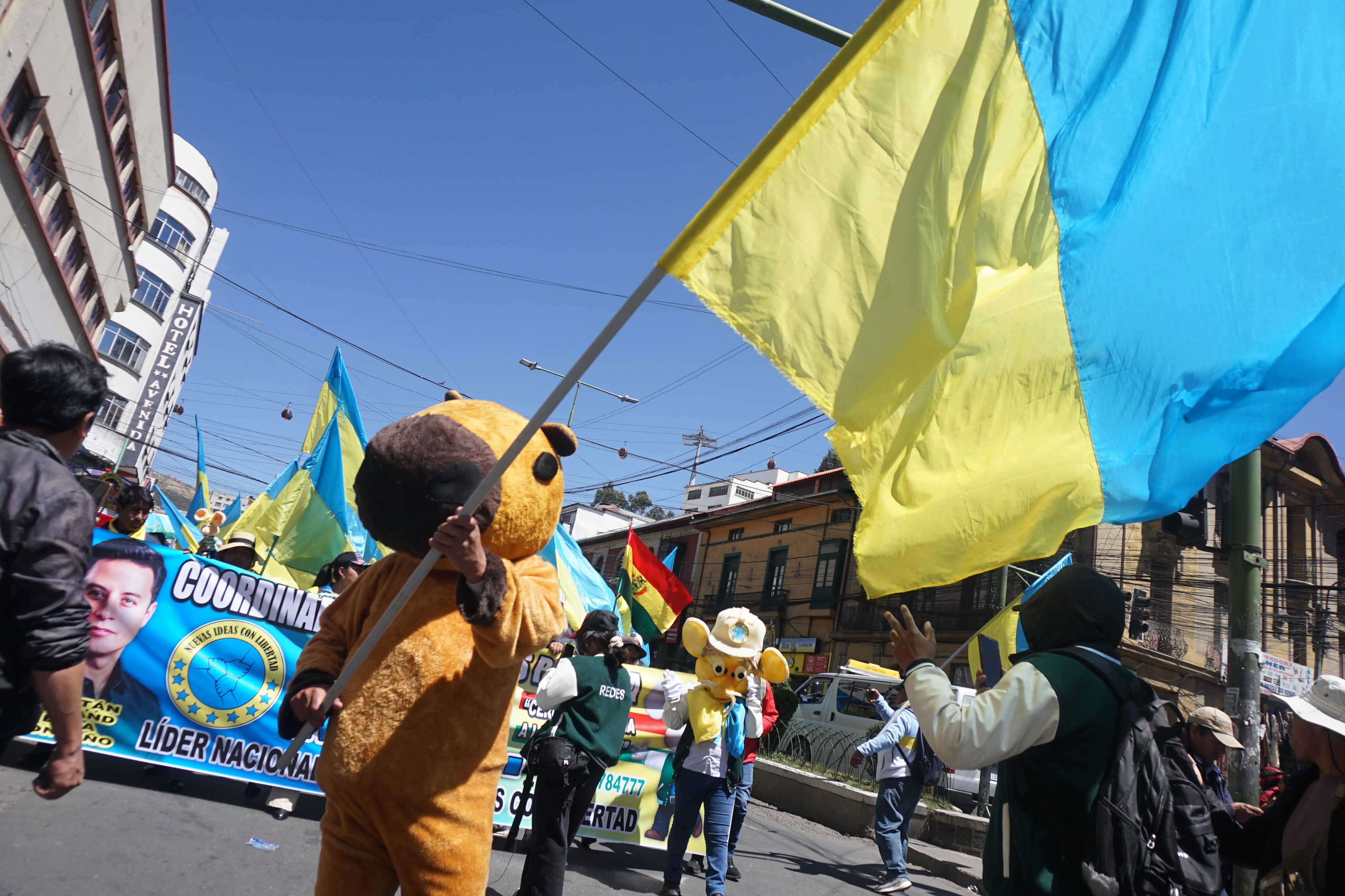 Marchan a favor de Lara; Gobierno no sabe si es social, política o por "pegas"