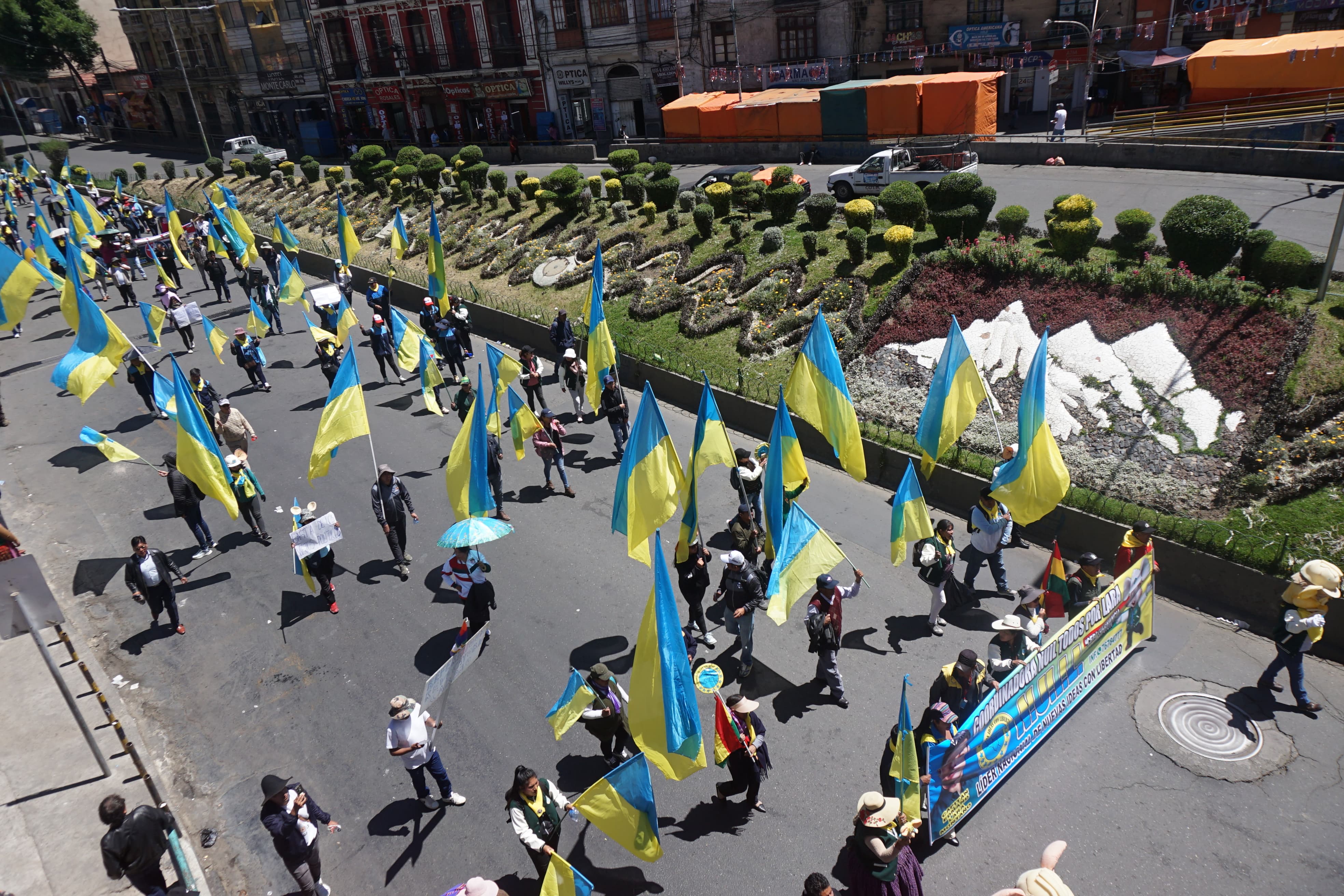 Marchan a favor de Lara; Gobierno no sabe si es social, política o por "pegas"