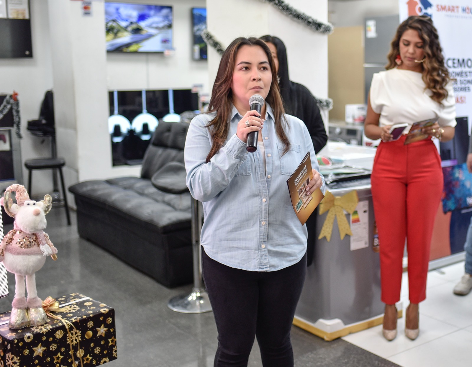 Samsung celebra Navidad con vales de hasta Bs 2.000 en supermercados