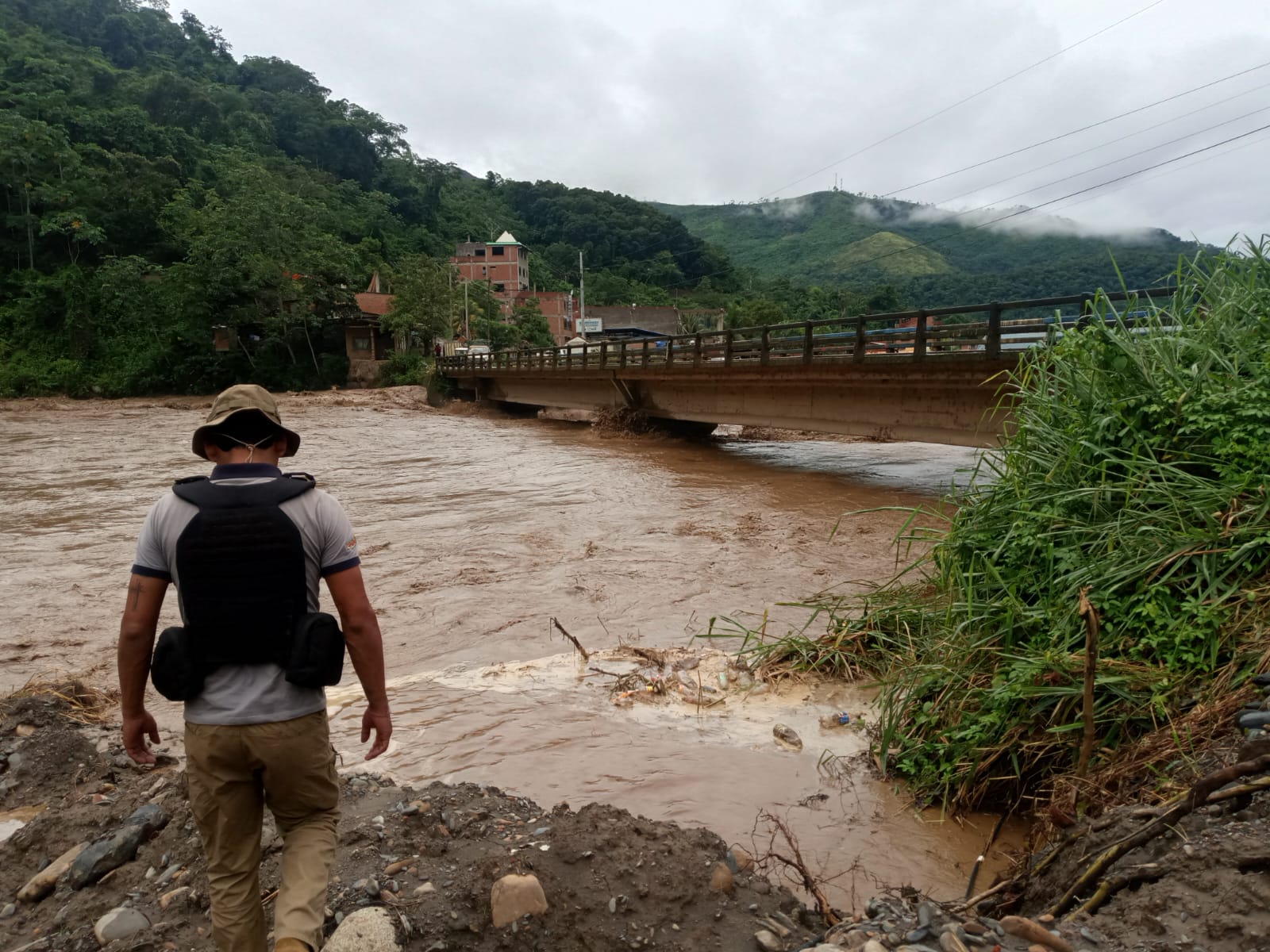 Riada deja a más de 600 familias damnificadas en Guanay
