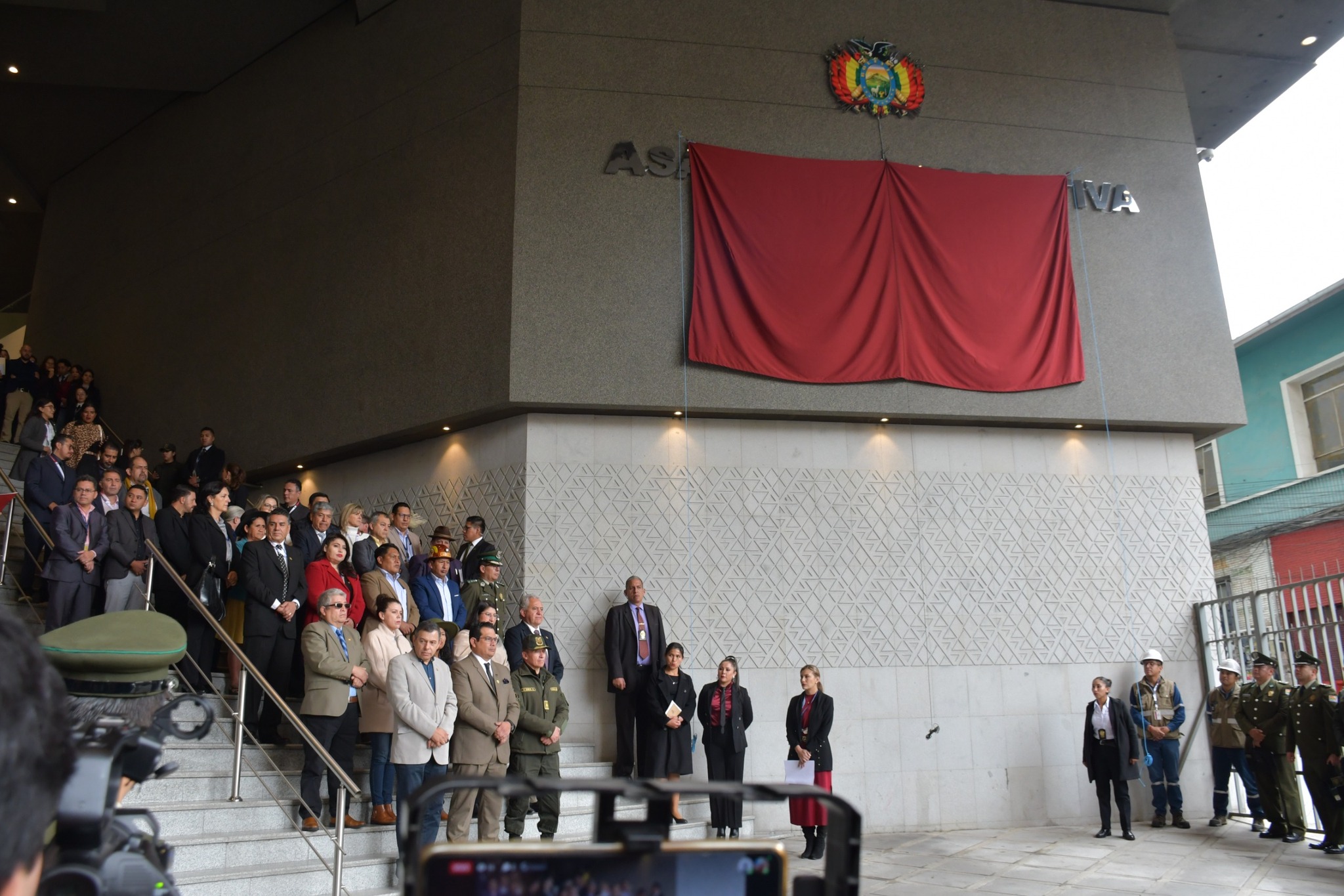 Lara no participa en la presentación de la nueva imagen de la ALP