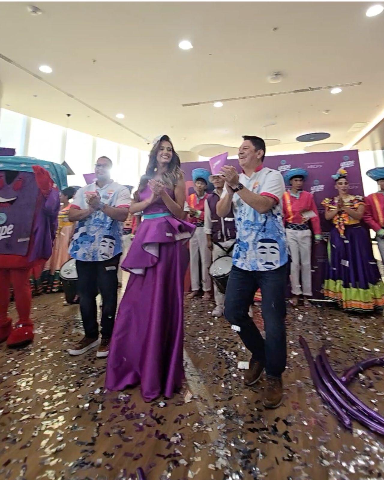 El BCP vive el espíritu del Carnaval Cruceño 2026