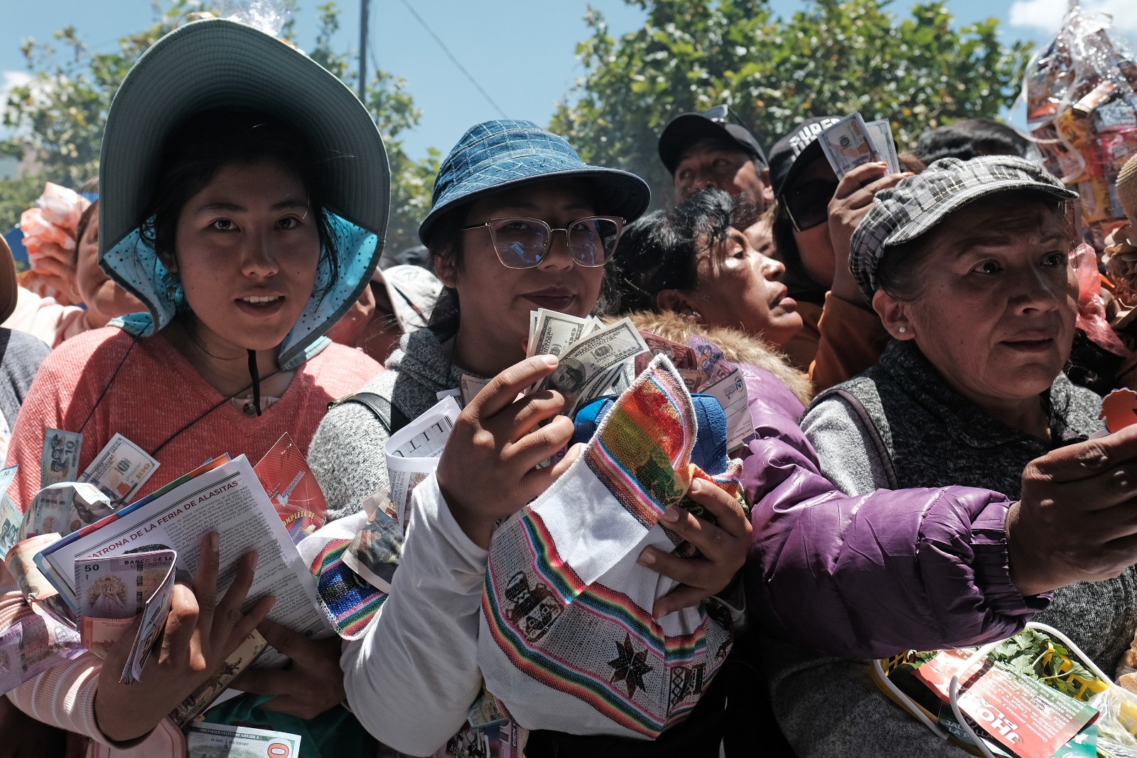 Alasita: Paz decreta combustible y progreso y anuncia buenas noticias “en dólares” para siguiente semana