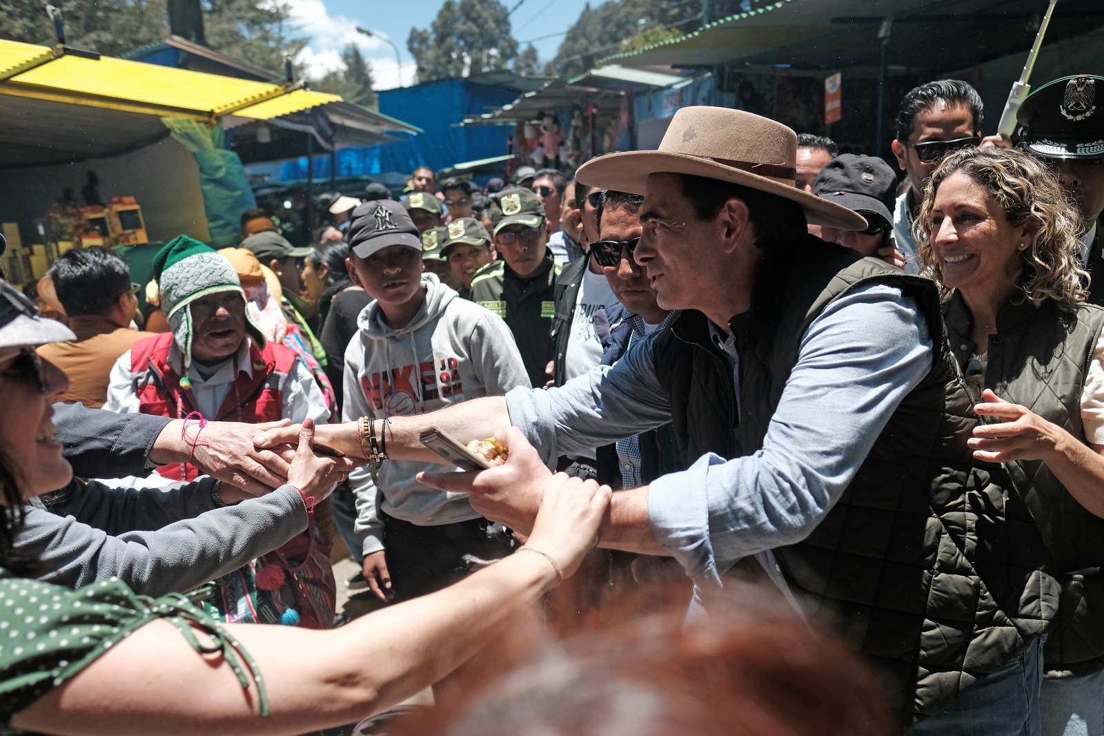 Alasita: Paz decreta combustible y progreso y anuncia buenas noticias “en dólares” para siguiente semana