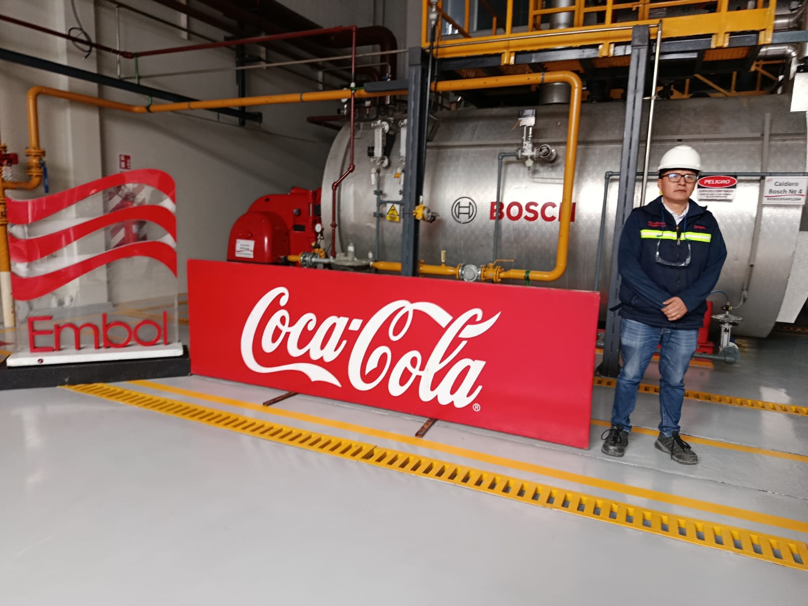 Embol inaugura sistema de energía solar en su planta de El Alto y continúa fortaleciendo su estrategia de sostenibilidad