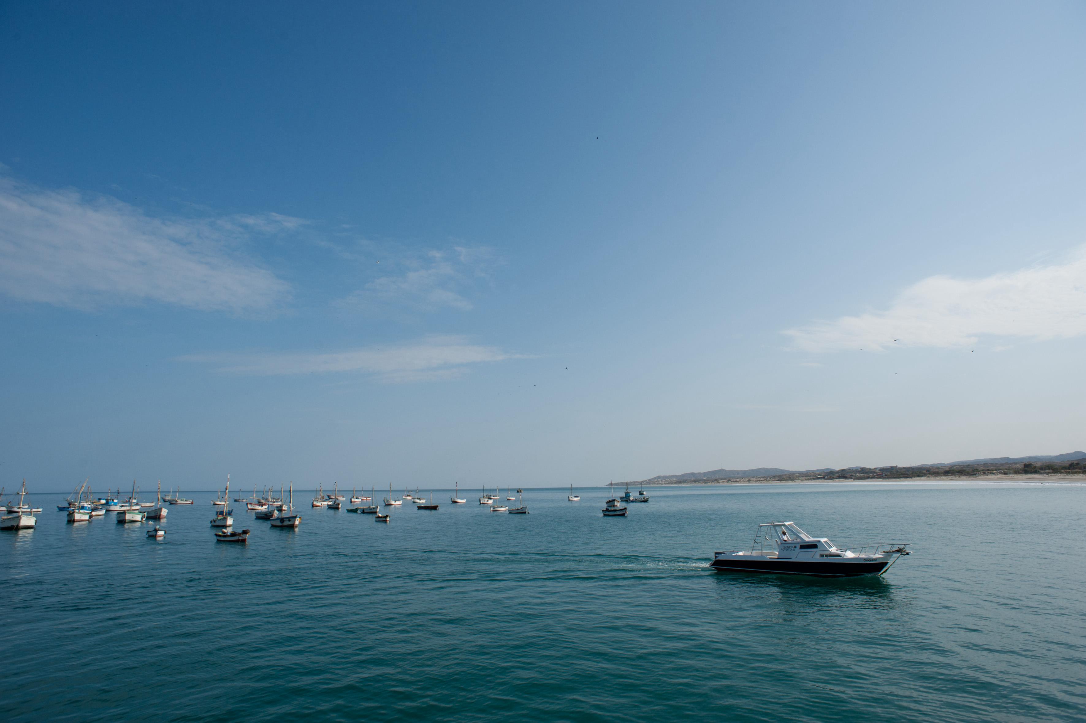 Este verano, los bolivianos eligen las playas del Perú: sol, mar y experiencias para todos