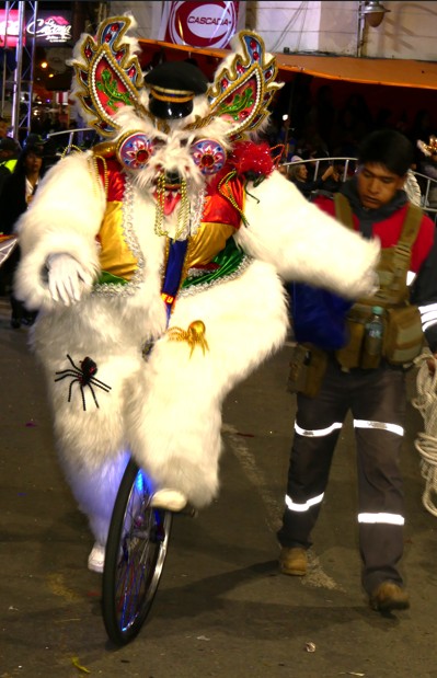 |CRÓNICA|Carnaval en Oruro, un desorden bien organizado|Fernando Patiño|