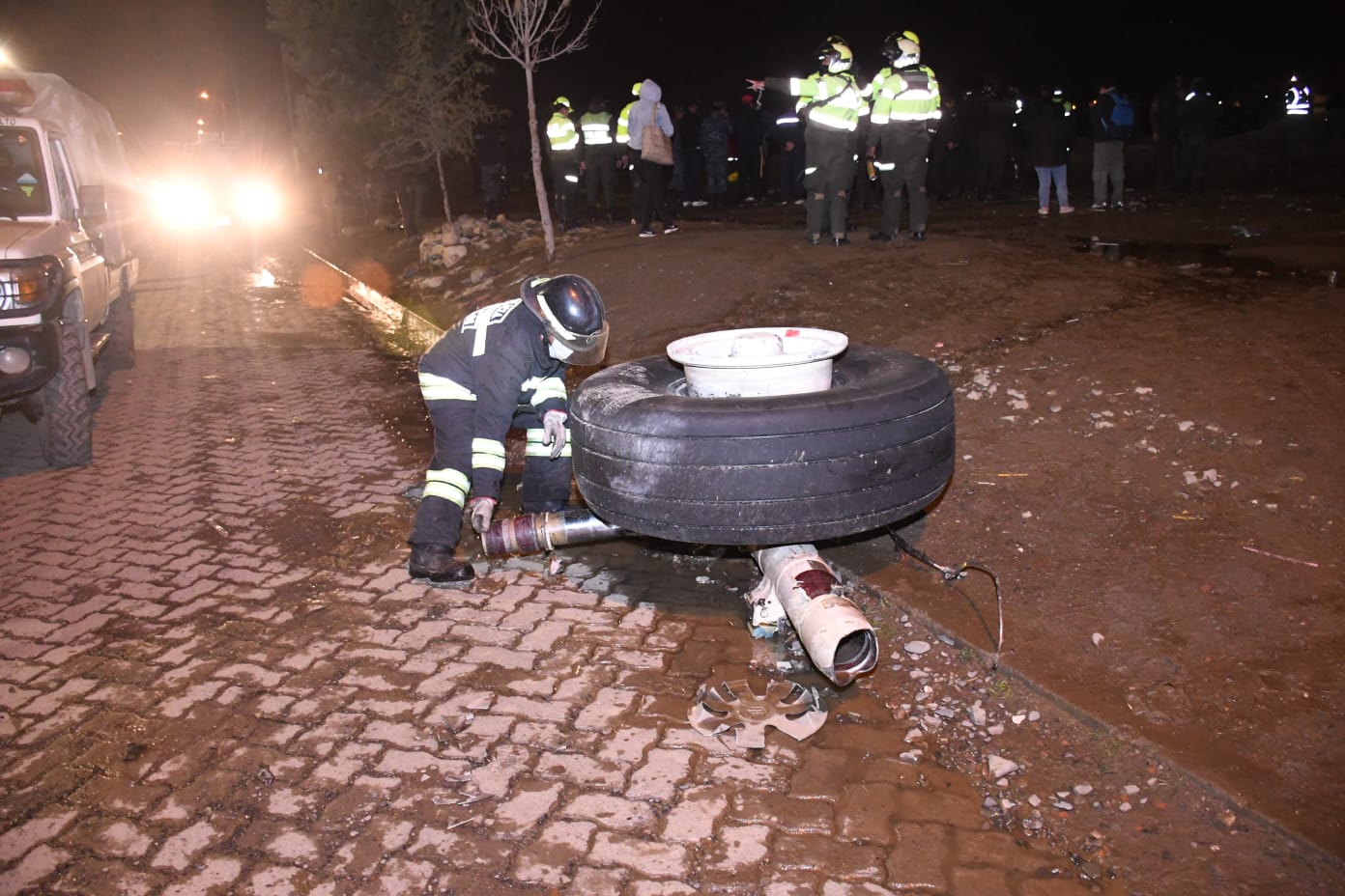 Grave accidente aéreo deja al menos 15 muertos en El Alto