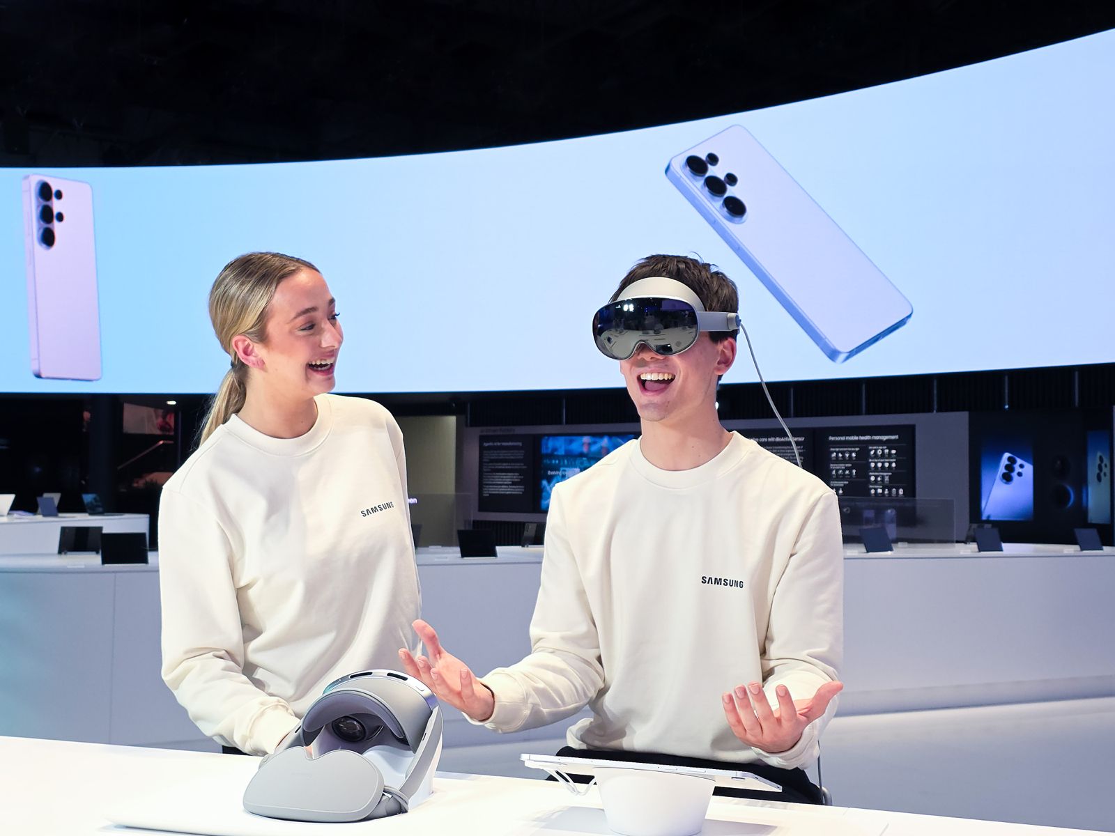 Samsung impulsa Galaxy AI y su ecosistema conectado en MWC 2026