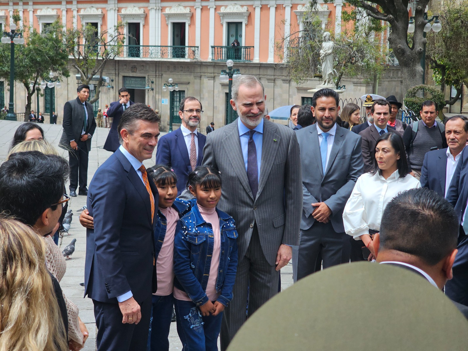 Tras visitar el Musef, Paz y Felipe VI retornan a Palacio Quemado