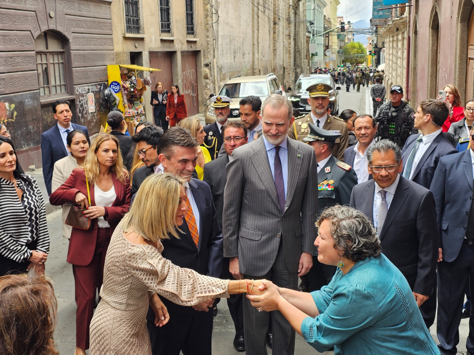 Tras visitar el Musef, Paz y Felipe VI retornan a Palacio Quemado