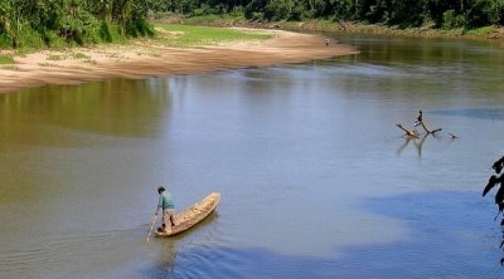 Fundación Tierra denuncia a Marinkovic de tráfico de tierras, éste niega la acusación