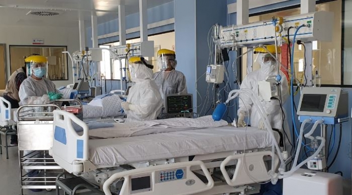 Por aumento de casos Covid-19, unidades de terapia intensiva en 6 hospitales de La Paz y El Alto están llenas