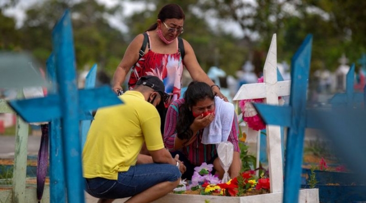 Brasil supera el medio millón de muertos por Covid-19