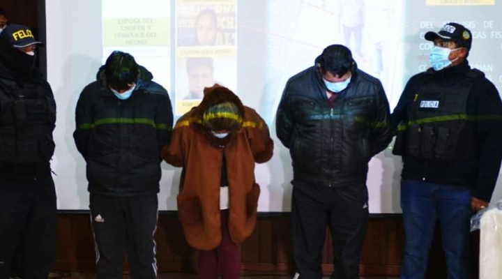 Policía aprehendió a cinco personas del “clan Ballesteros” que robaron más de 80 mil dólares en un mes