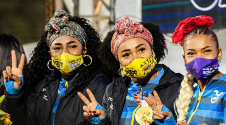 "La campeona tiene nuestro pelo": el impacto en Ecuador de los "turbantes" y el afro de las mujeres medallistas olímpicas en los Juegos de Tokyo 2020