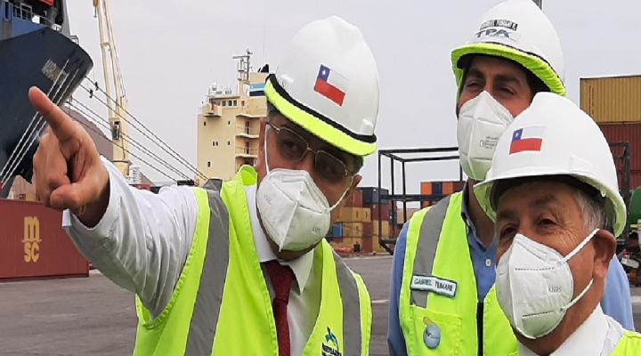 CNC se reunió con el puerto de Arica para evitar incremento de costos en operaciones de la carga boliviana