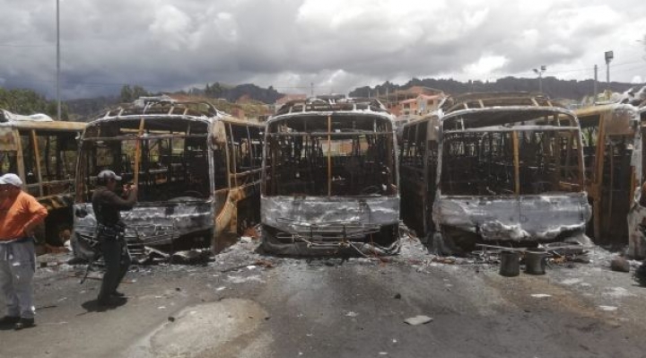 Buses PumaKatari quemados serán restituidos en primer trimestre de 2022