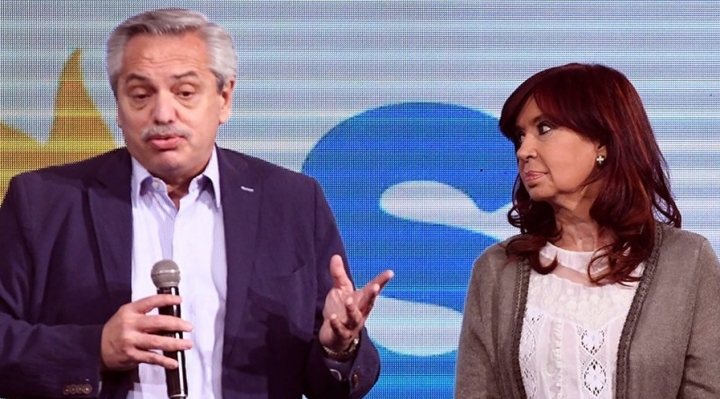 Crisis en Argentina: Funcionarios que responden a Cristina Kirchner presentaron su renuncia a Fernández