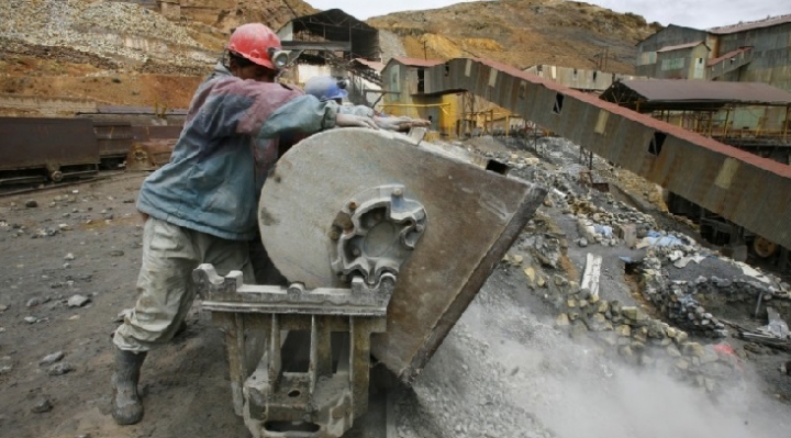 Exministro de Evo: La renta al Estado por la extracción de minerales no llega al 10% 