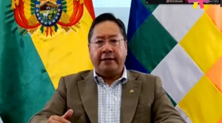 Arce denuncia ante el Grupo de Puebla que la oposición trata de desgastar su gobierno