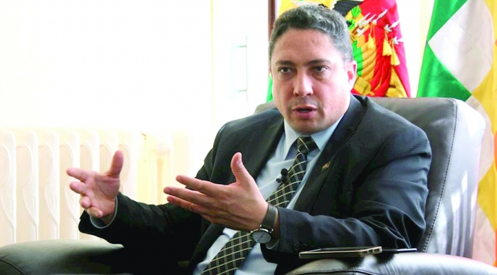 Ministro de Justicia de Evo sabía que Mendoza estaba usurpando funciones en el CEUB