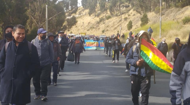 La Marcha Por la Vida de los Fabriles ingresó este jueves al centro paceño