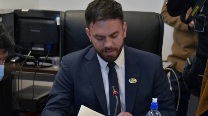 No sólo es Evo, dos colegas del gabinete y un embajador también critican a Del Castillo, lo comparan con Murillo