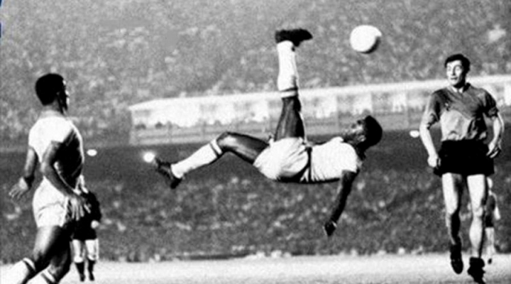 Muere Pelé, el rey del fútbol y el único futbolista que ganó tres mundiales