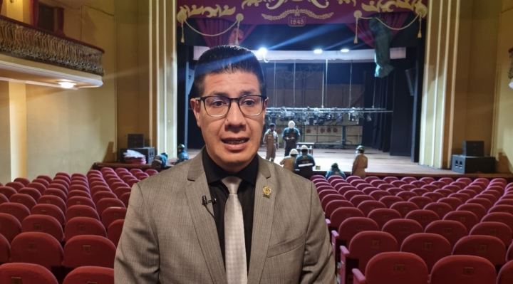 Secretario Rodney Miranda: la restauración del Teatro Municipal se ha hecho “con mano de obra propia”