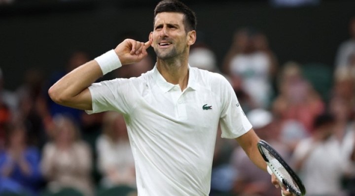 Winbledon: Djokovic avanza sólidamente contra Wawrinka y Tsitsipas acaba con el sueño de Murray