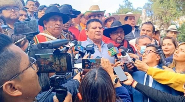 La pugna llega al Pacto de Unidad: evistas se estrellan contra arcistas que convocan a ampliado