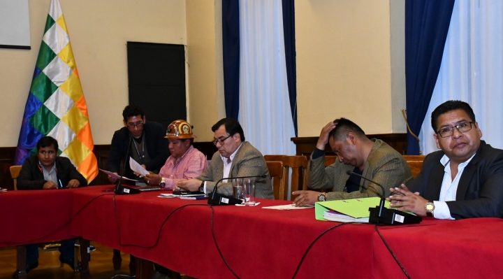 Legisladores de CC y Creemos piden consensuar ley de elecciones judiciales con base a ley 144 y “respeto”