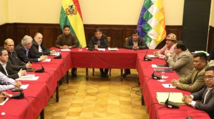 Choquehuanca acepta adelantar reunión con las tres fuerzas políticas para este miércoles a las 09:30