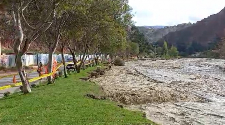 En zona Amor de Dios, se perdió la ciclovía y paseo peatonal por crecida del río La Paz