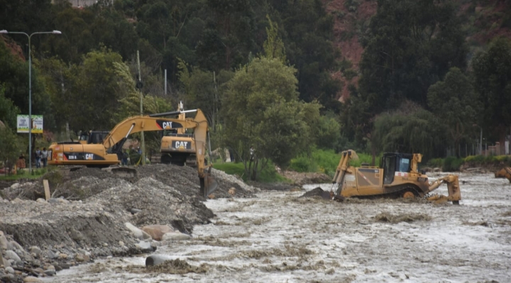 Por tercera vez, Senamhi extiende la alerta roja para el municipio de La Paz y será hasta el 23