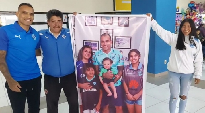 William Ferreira: "Será lindo vestir de nuevo la camiseta de Bolívar en mi despedida"