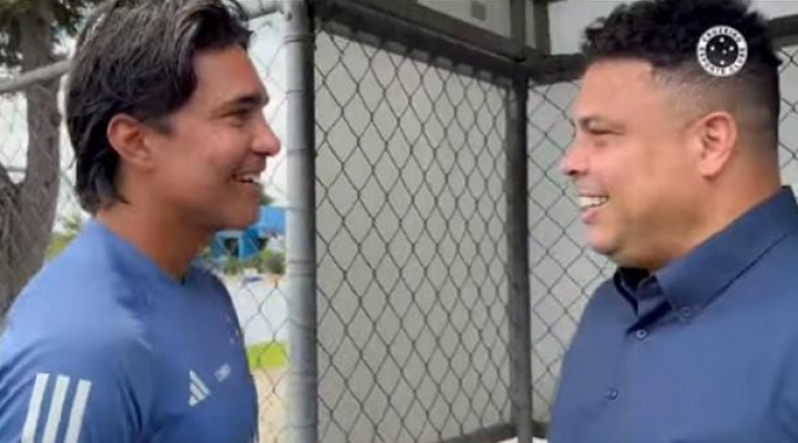 Martins se encuentra con Ronaldo en la práctica del Cruzeiro