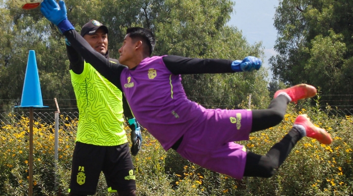 Jhunior Vera, el arquero de San Antonio: "Estoy viviendo un momento increíble"