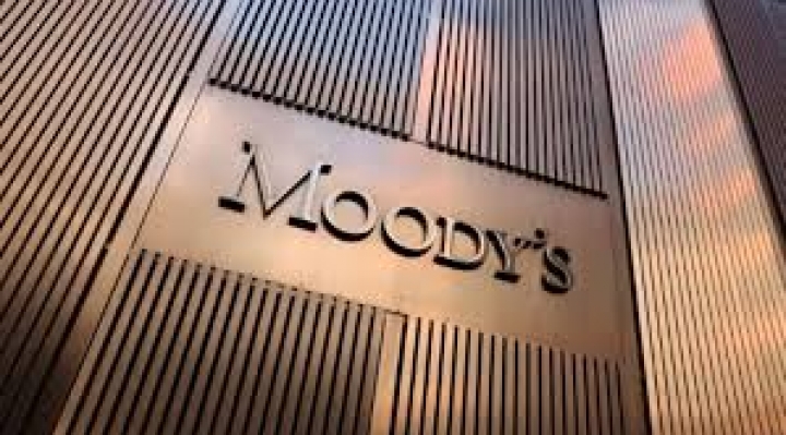 Moody's rebaja la calificación de Bolivia a "Caa3"; el Gobierno lo rechaza