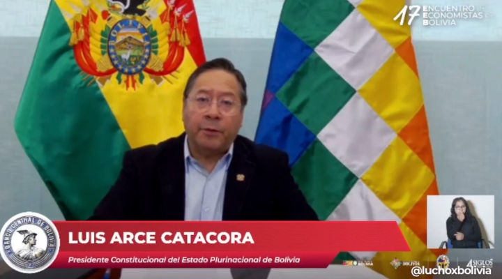 Presidente Arce pide a economistas proponer soluciones "ante los desafíos" que enfrenta el país