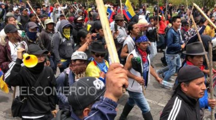 En Ecuador rige toque queda nocturno parcial y la ONU e Iglesia quieren  mediar en crisis social