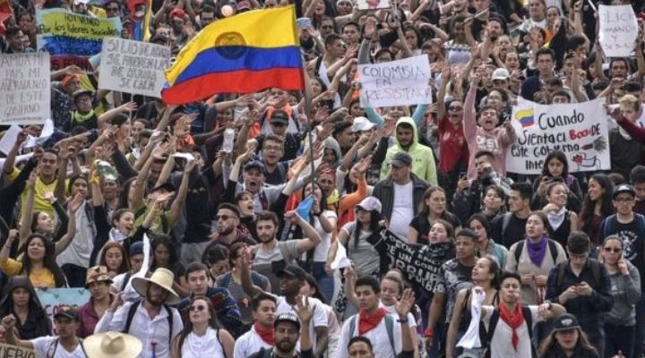 Paro nacional en Colombia: 4 motivos detrás de las multitudinarias protestas y cacerolazos en Colombia contra el gobierno de Iván Duque