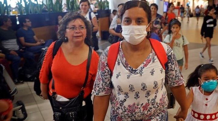 Argentina y Perú cierran sus fronteras por 15 días, y en Venezuela 7 estados ingresan en cuarentena